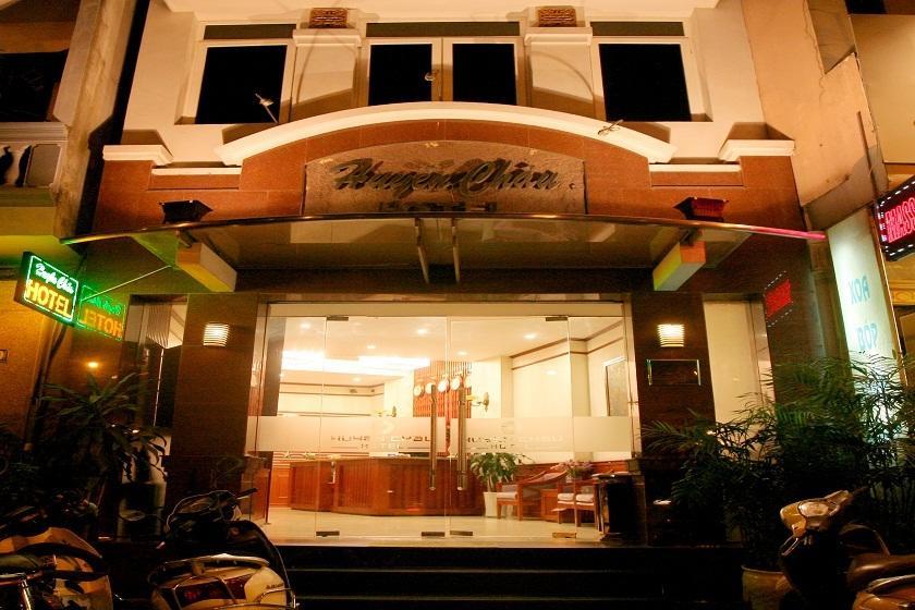 Huyen Chau Hotel ฮานอย ภายนอก รูปภาพ