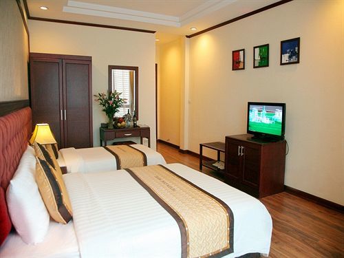 Huyen Chau Hotel ฮานอย ภายนอก รูปภาพ